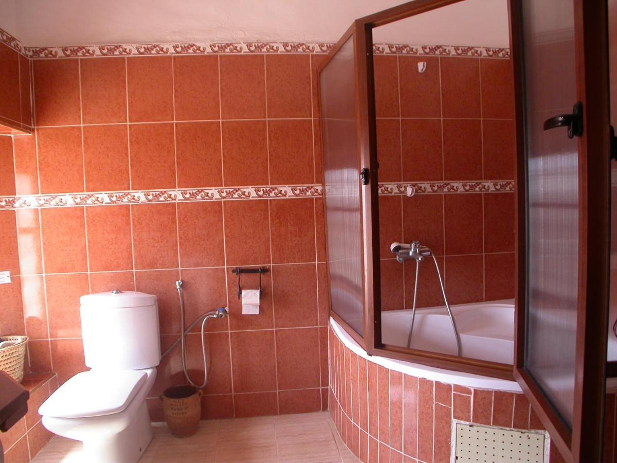 Hotel Tomboctou Tinghir Bagian luar foto