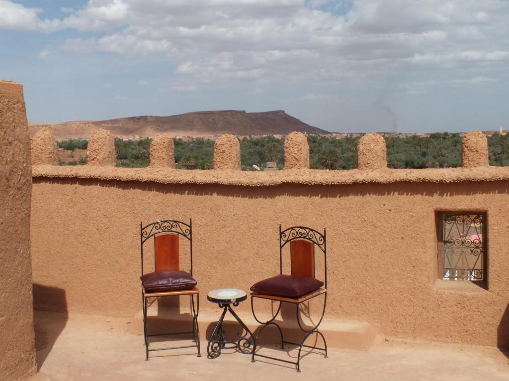Hotel Tomboctou Tinghir Bagian luar foto