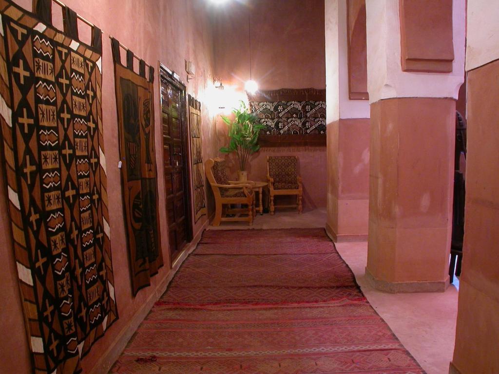 Hotel Tomboctou Tinghir Bagian luar foto