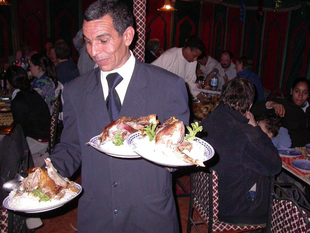 Hotel Tomboctou Tinghir Bagian luar foto