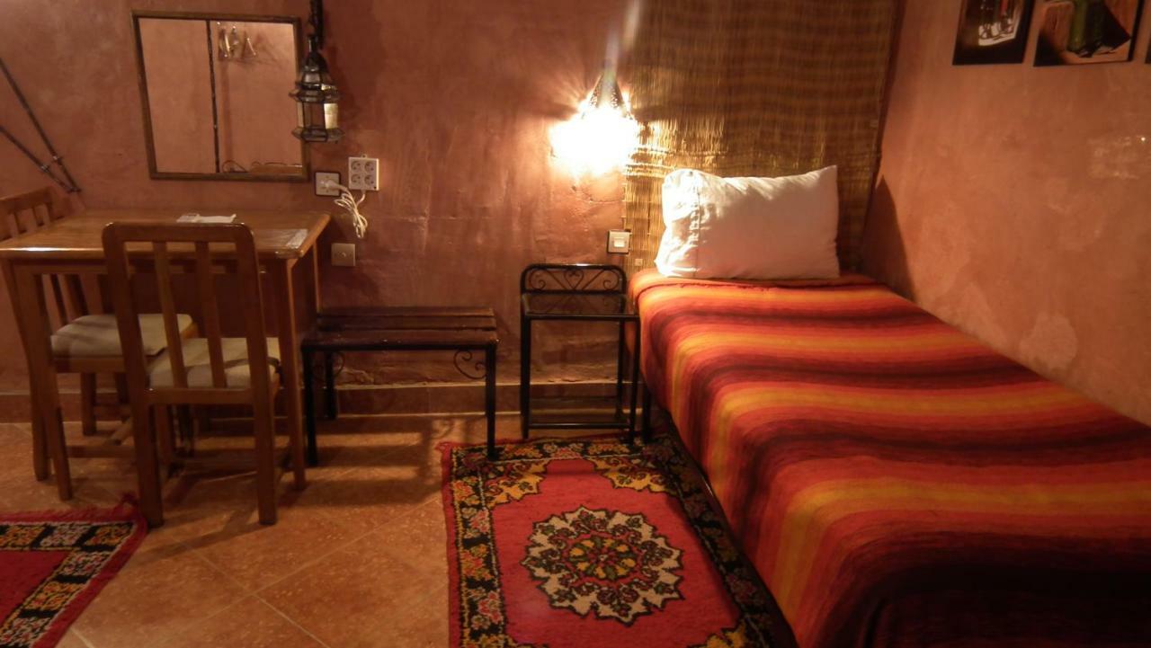 Hotel Tomboctou Tinghir Bagian luar foto