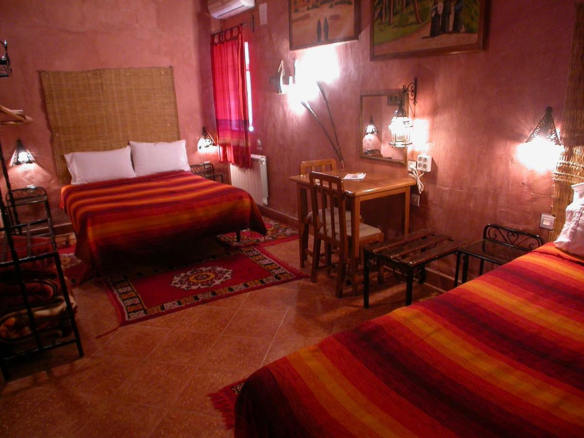 Hotel Tomboctou Tinghir Bagian luar foto